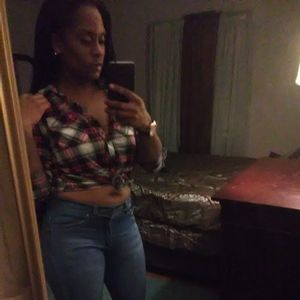 Meet your Posher, Tanika